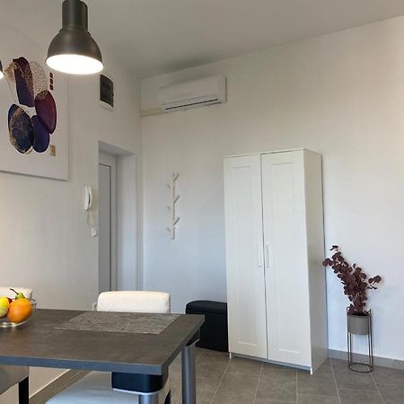 City Vibes Apartment Pola Esterno foto